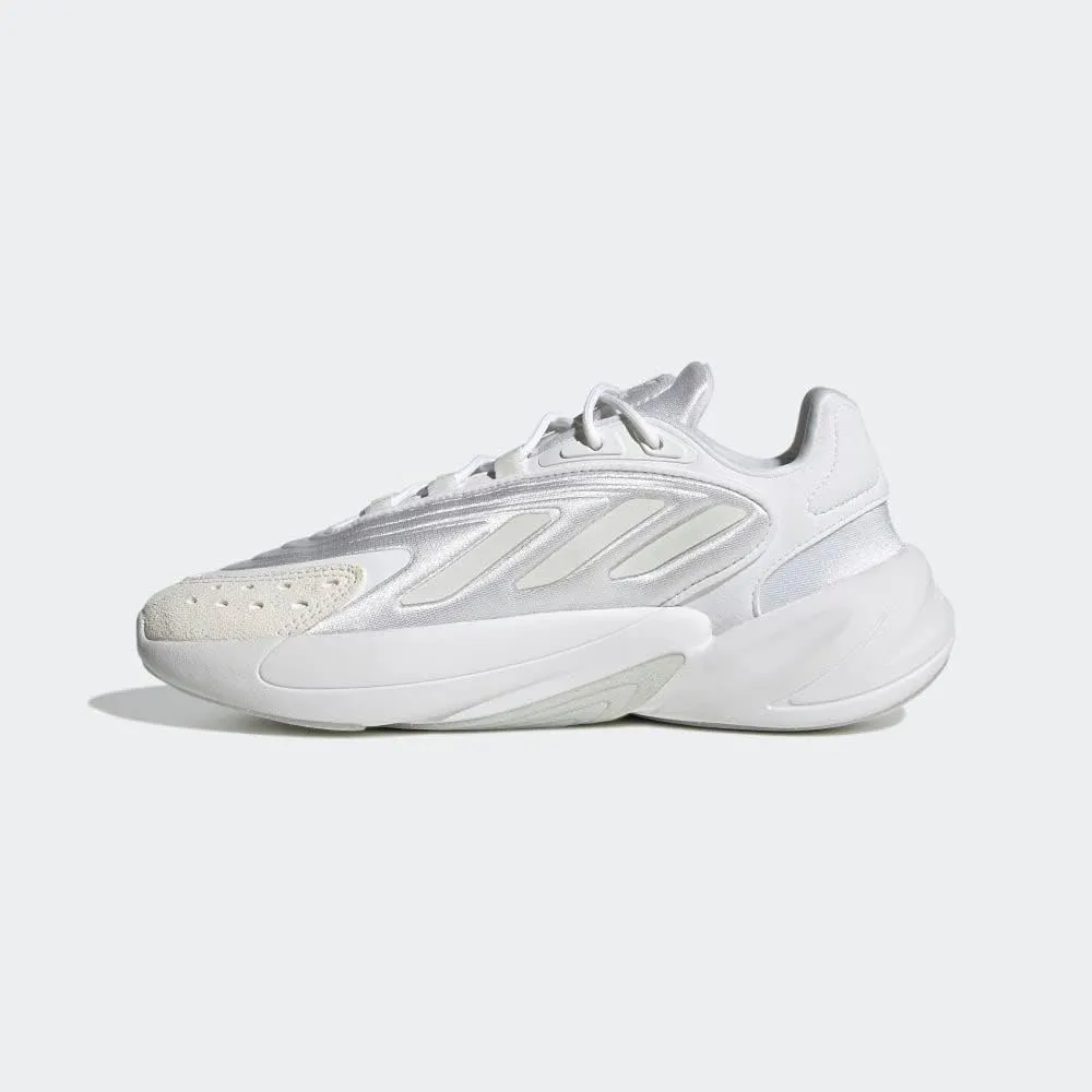 adidas Originals Women's Ozelia Sneaker