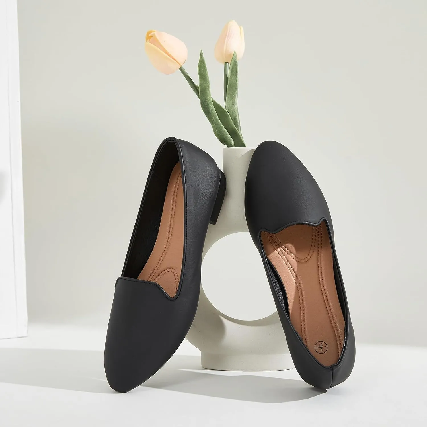BABUDOG Womens Flats with Synthetic Leather,Classic Black and White Flats Shoes,Dress Shoes for Women