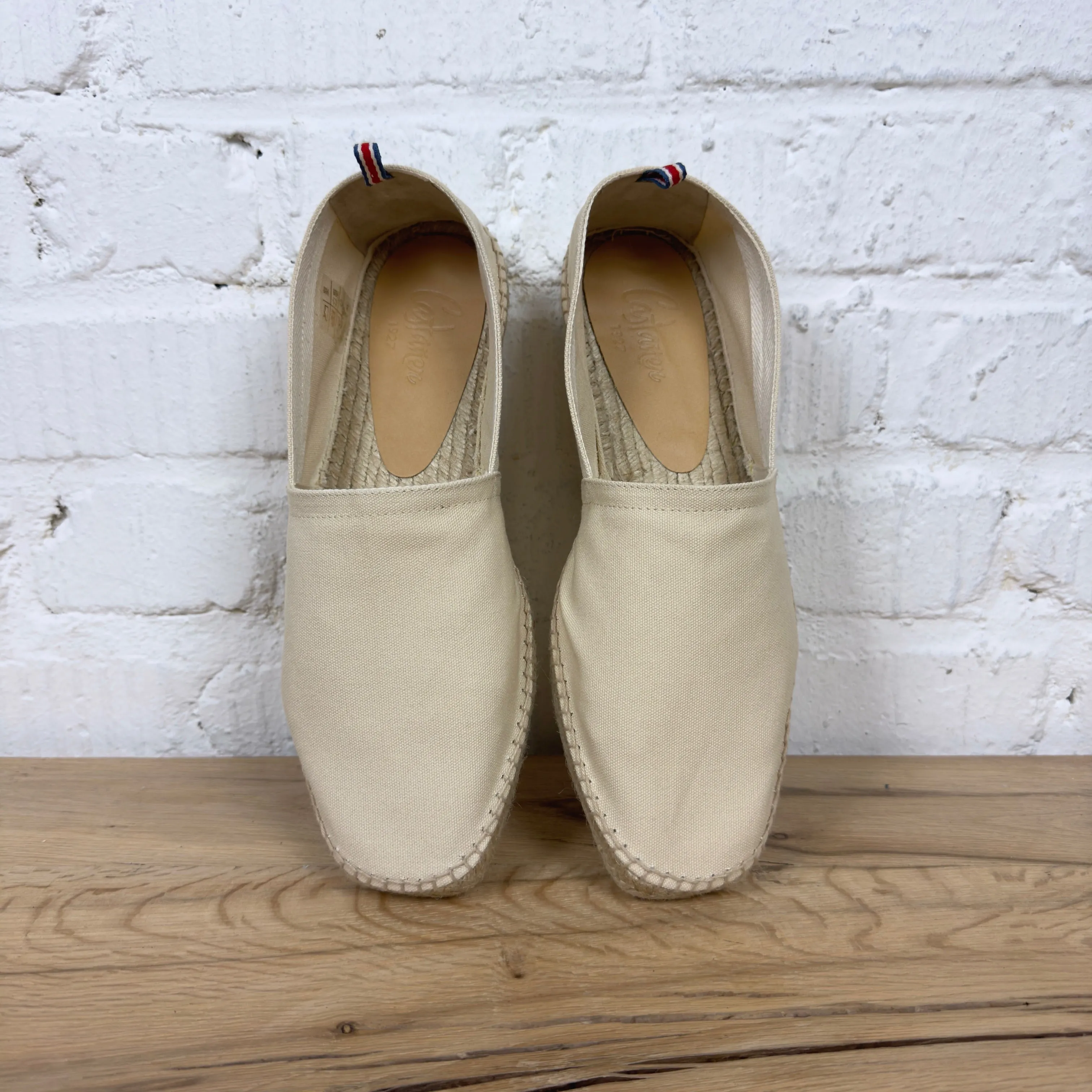 castaner | pablo/001 ivory