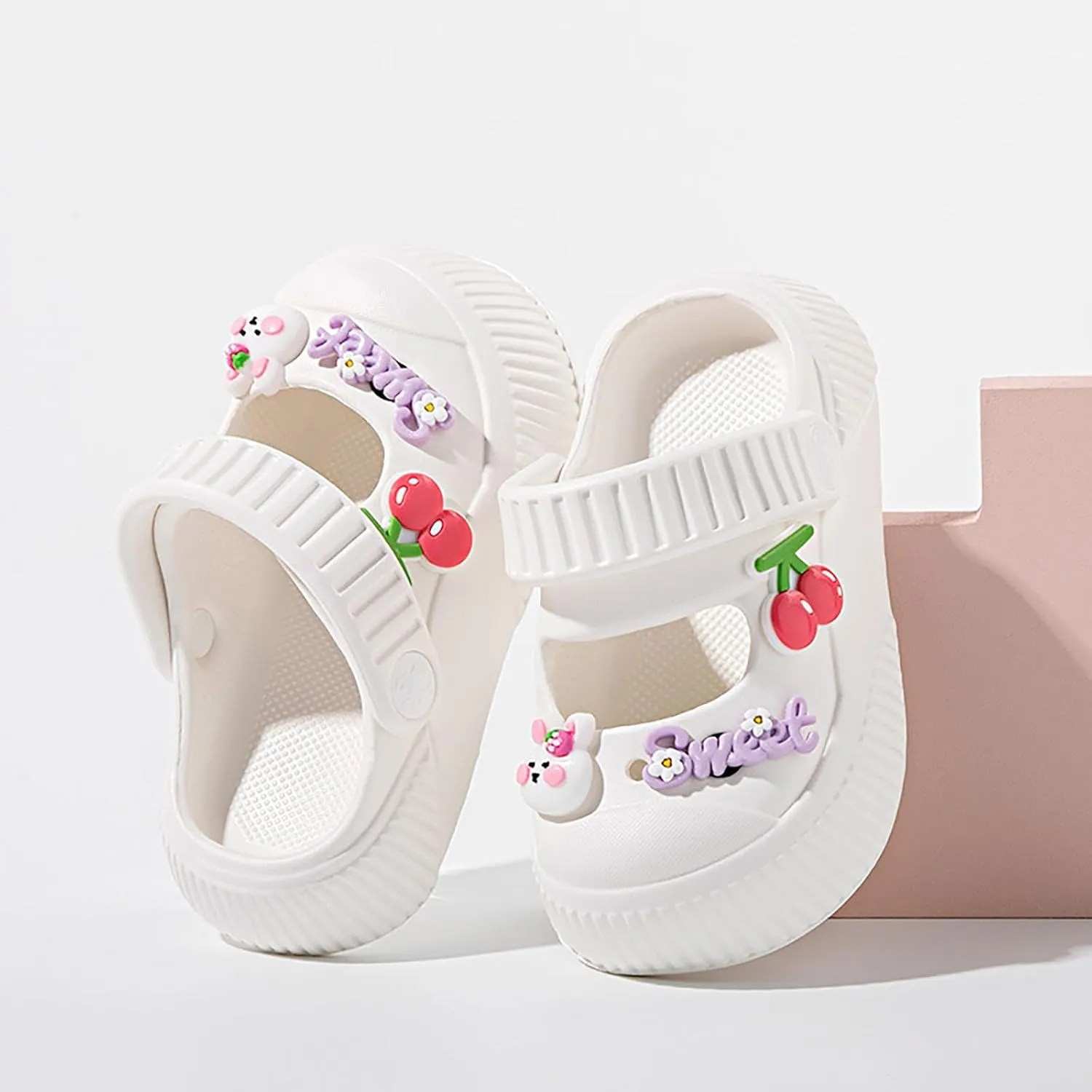 Cute Cushioned Slides for Kids Cartoon Slippers Soft Lightweight Cloud Sandals for Indoor Outdoor Beach Shoes