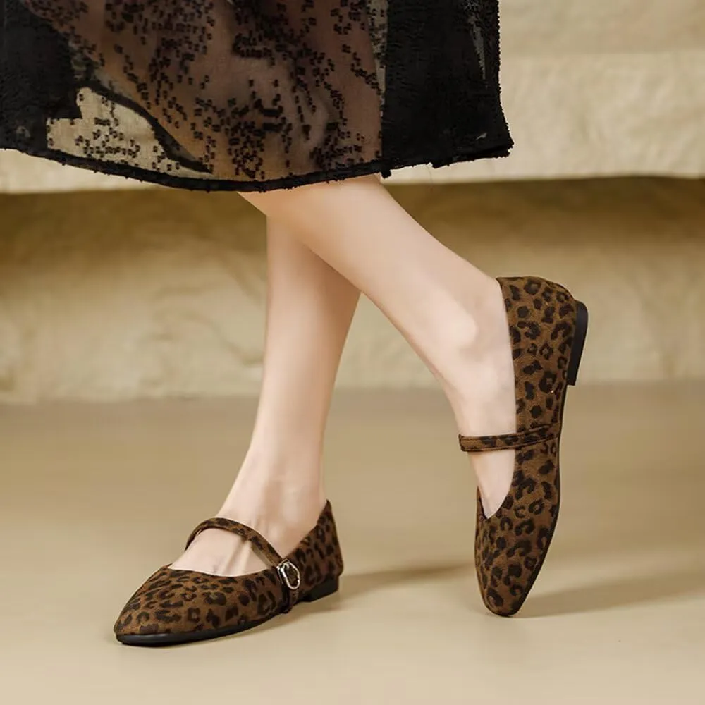 Hee grand Velvet Mary Jane Flats for Women Dressy Comfortable Square Toe Ballet Flats with Buckle Strap Retro Mary Jane Shoes