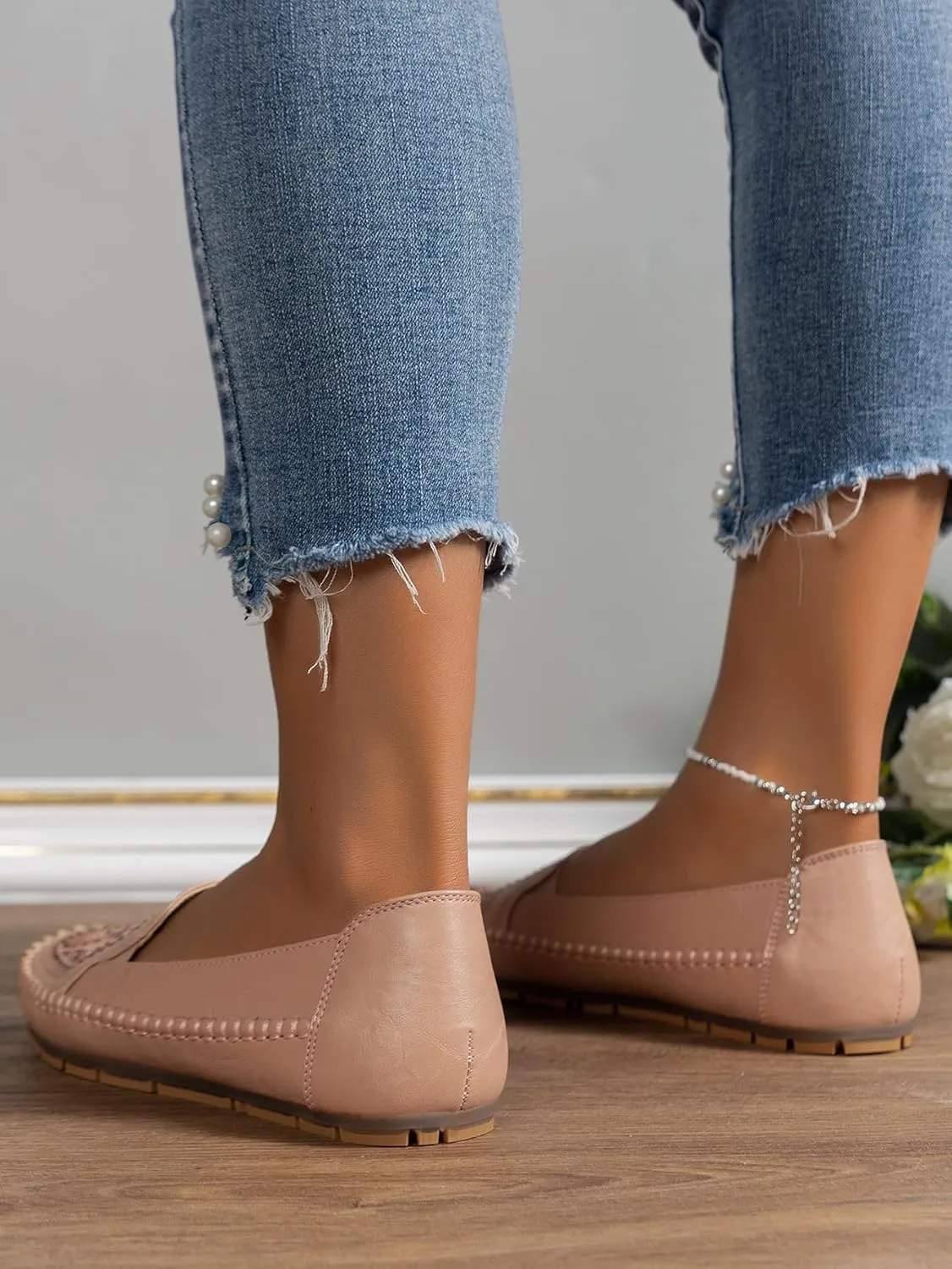 Loafers for Women Leather Business Casual Shoes Comfortable Lightweight Penny Loafers Slip On Work Flats Moccasins Driving Boat Shoes