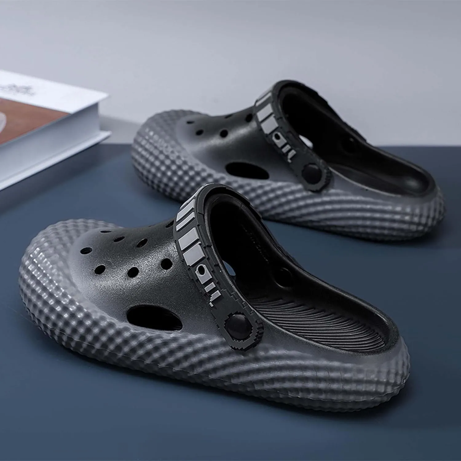Men's and Women's Fashionable Sandals for Summer Breathable Non Slip Walking Leisure Wooden Clogs Garden Shoes Lightweight Quick Drying Beach Sandals Water Sports Shoes