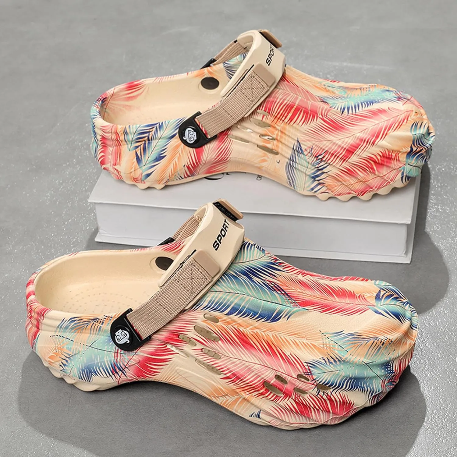 Men's Clogs Lightweight Slip On Garden Shoes Casual House Slippers Beach Sandals Indoor Outdoor Mules Footwear