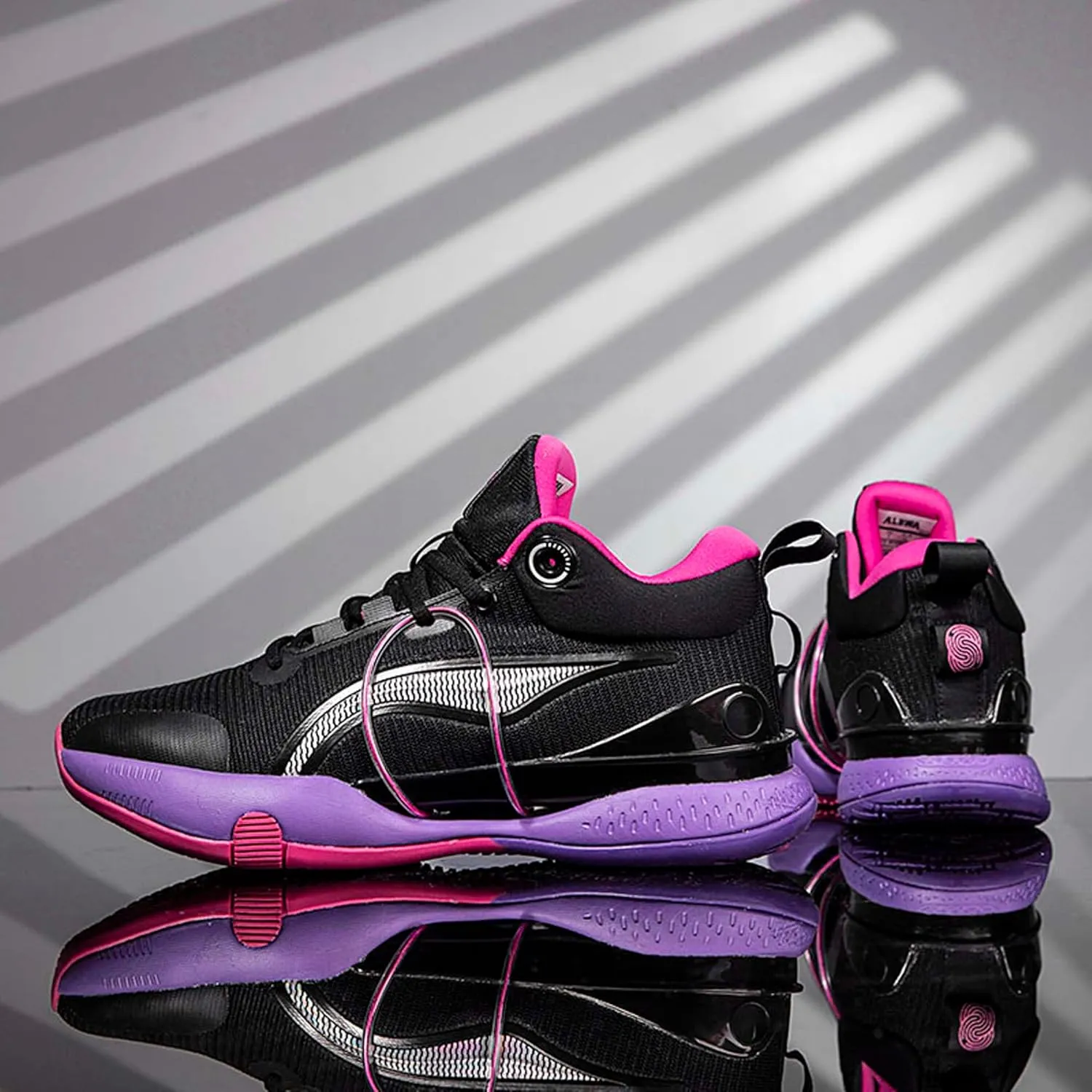 Men's Fashion Basketball Shoes Youth Indoor or Outdoor Professional Competition Training Sneakers Women's Anti-Slip Jogging Tennis Sneakers