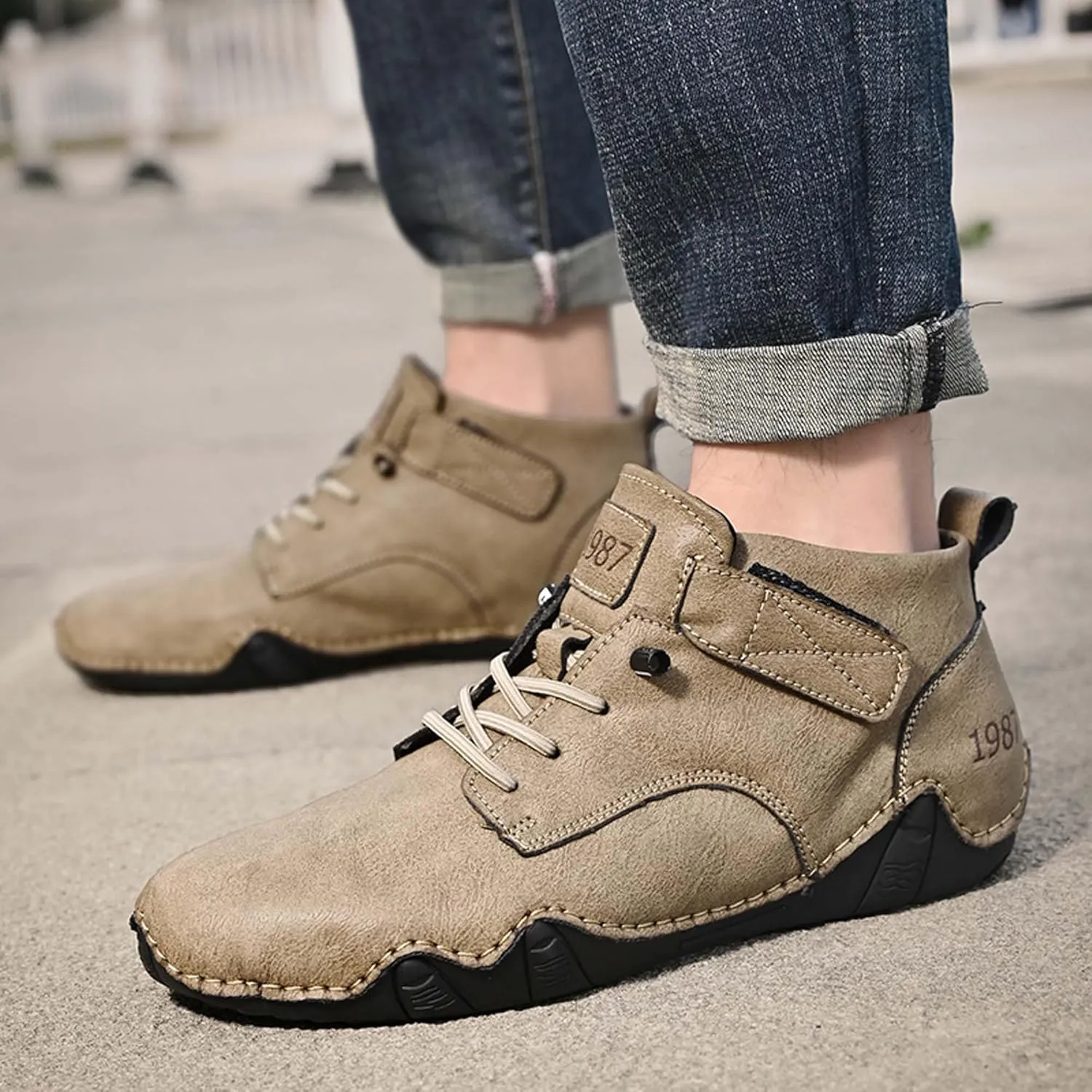 Men's Premium Cowhide Leather Walking Shoes, Mid Top, Casual Sneakers, Flat Driving Shoes, Hand Sewn, Comfortable, Soft, Non-Slip, Durable, Suitable for All Seasons.