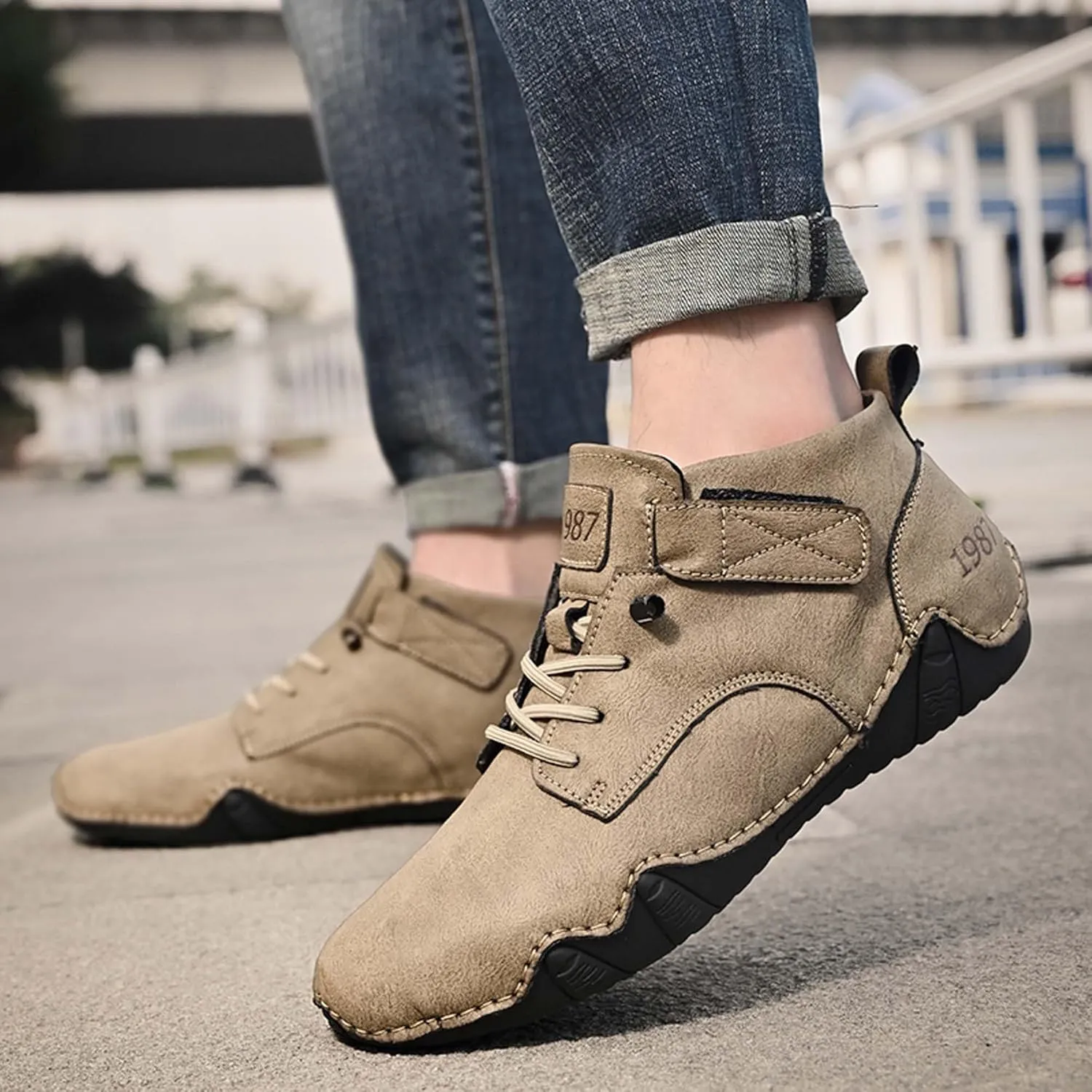 Men's Premium Cowhide Leather Walking Shoes, Mid Top, Casual Sneakers, Flat Driving Shoes, Hand Sewn, Comfortable, Soft, Non-Slip, Durable, Suitable for All Seasons.