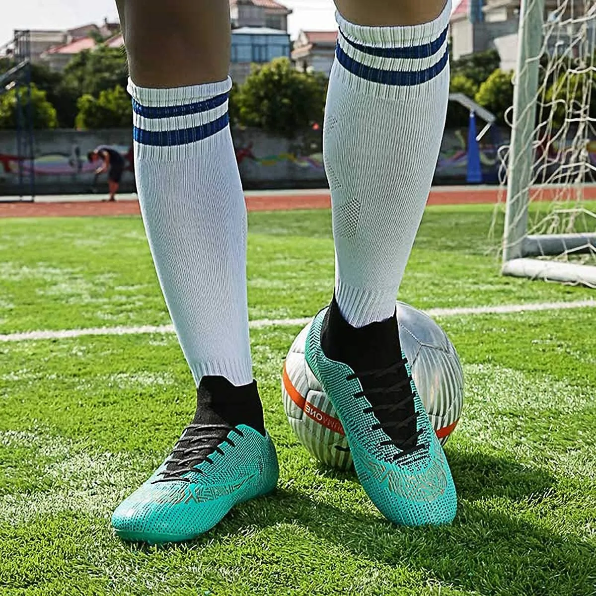 Men's Sports Outdoor Competition/Training Soccer Shoes Boys Football Student Spikes Sneakers