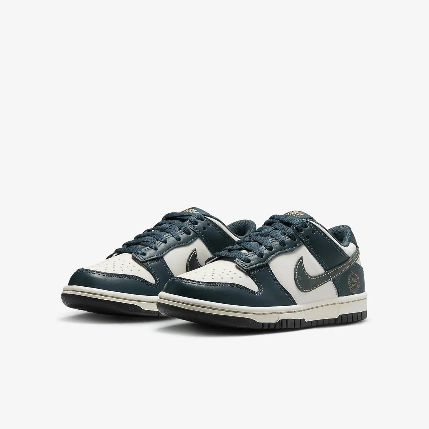 Nike Dunk Low Big Kids' Shoes (FB9109-301, Deep Jungle/Pale Ivory/Vintage Green)