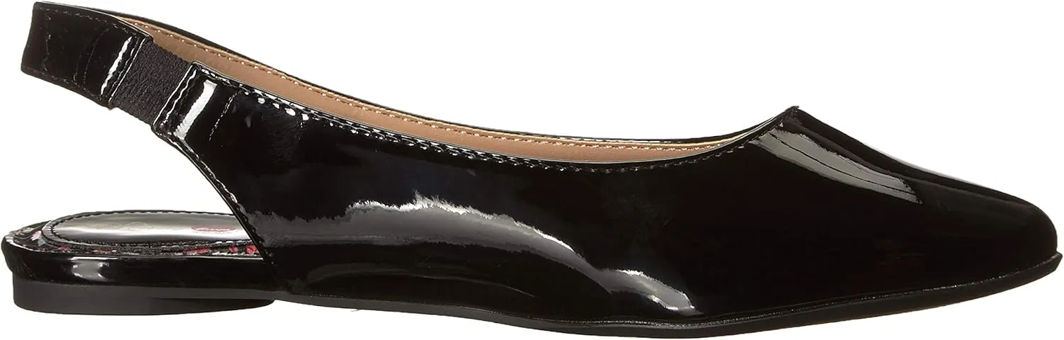 Penny Loves Kenny Women's Apple Oxford Flat