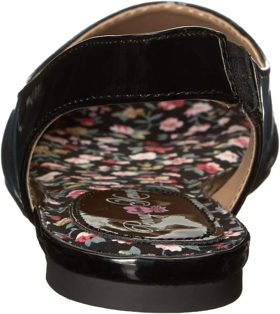 Penny Loves Kenny Women's Apple Oxford Flat