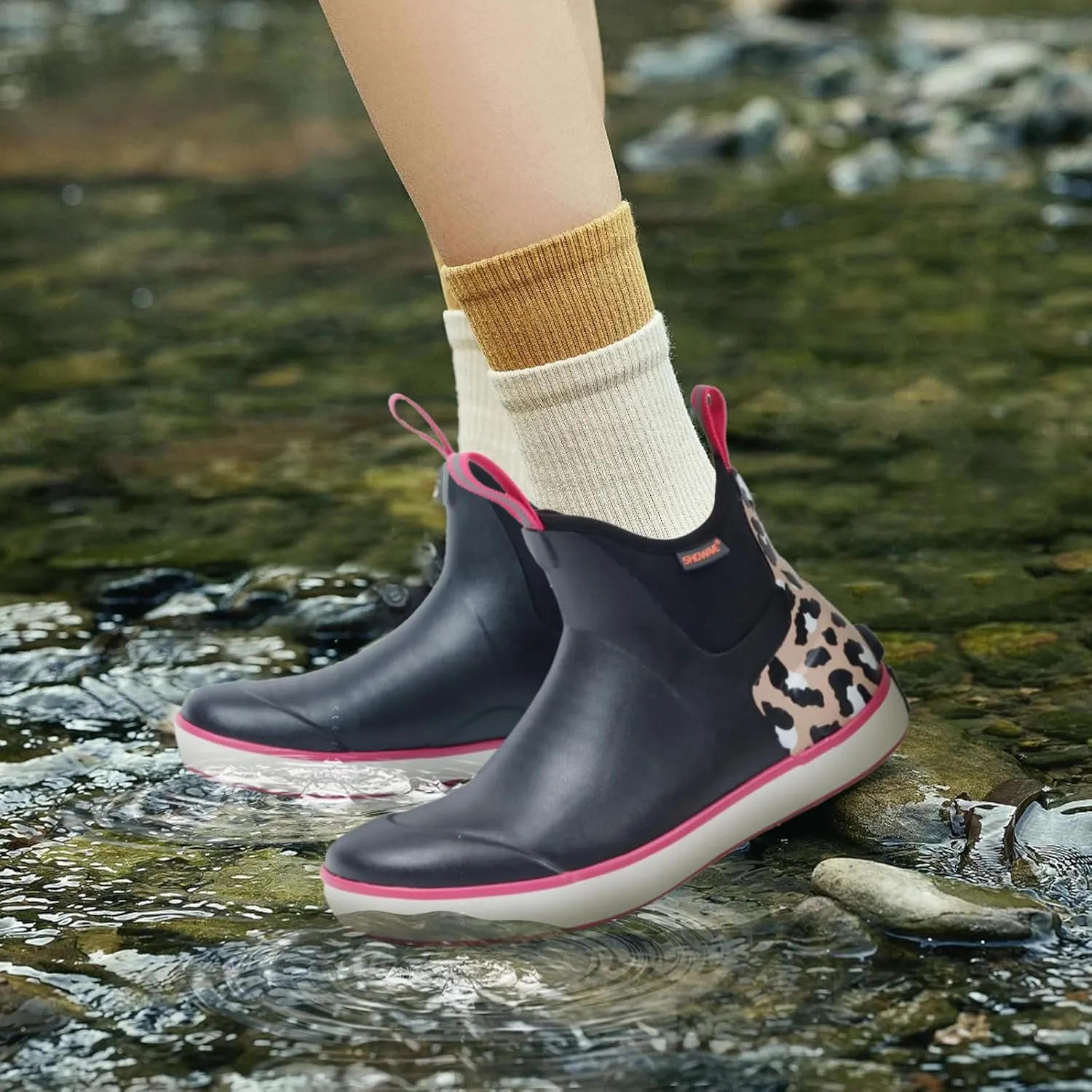Showave Women's Rain Boots, Waterproof Ankle Rubber Deck Boots, Insulated Neoprene Non-Slip Boots, Lightweight Outdoor Hunting Fishing Garden Boots for Women