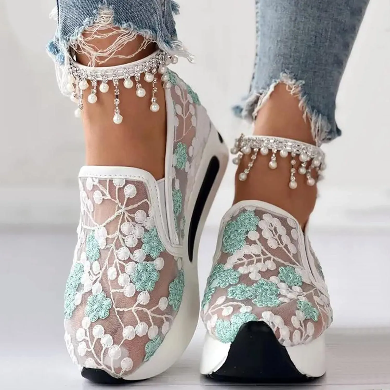 Wedge Floral Shoes Mesh Fashion Sneakers for Women Slip On Breathable Walking Shoes Women's Casual Embroidery Platform Sneakers Comfort Work Shoes High Heels Outdoor Travel Sports Shoes