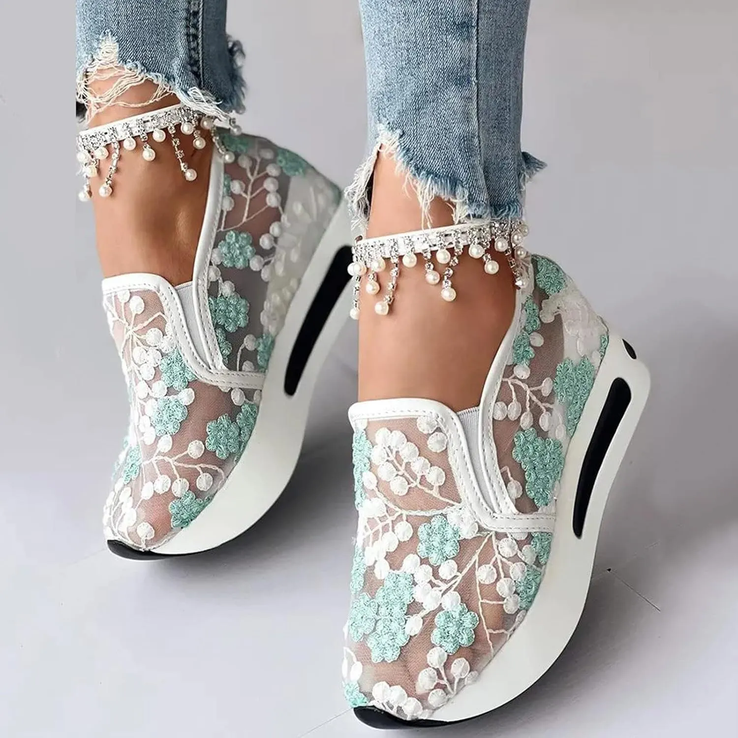 Wedge Floral Shoes Mesh Fashion Sneakers for Women Slip On Breathable Walking Shoes Women's Casual Embroidery Platform Sneakers Comfort Work Shoes High Heels Outdoor Travel Sports Shoes