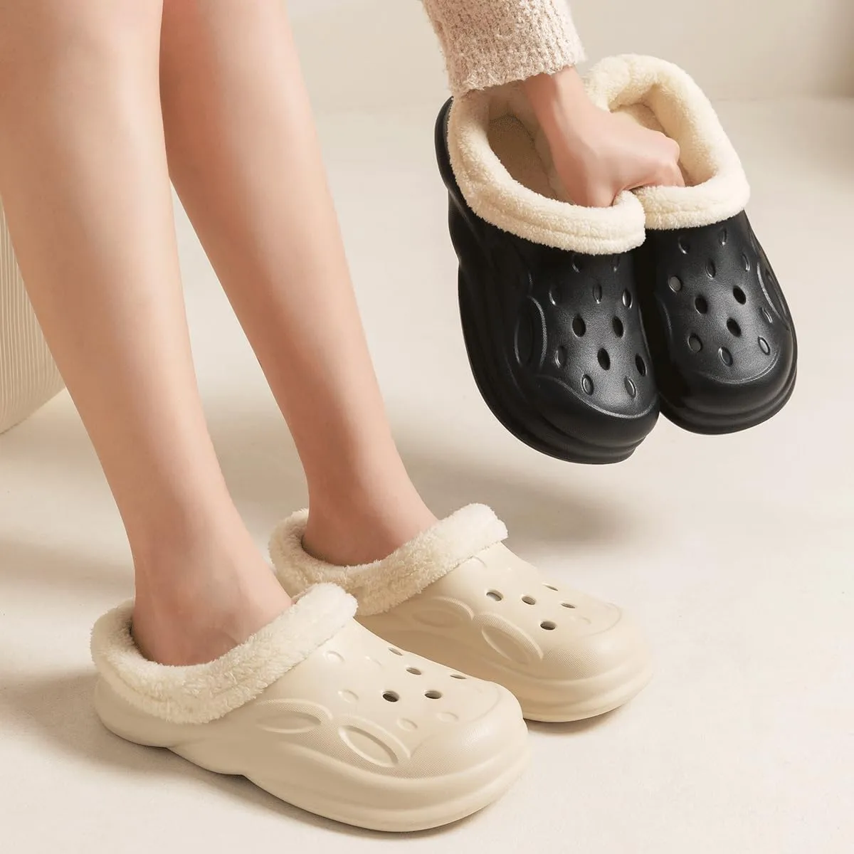 Winter Replacement Fur Insoles, Warm Insoles 2 Pairs, Unisex Home Slippers Insert Warm Insoles, Removable and Washable Fur c Insoles for Shoes, Boots, Slippers. (Black   White, 10-10.5)