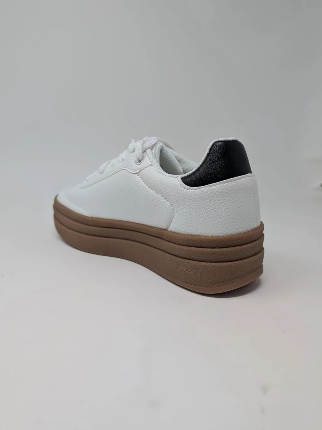 Women's Low Top Chunky Platform Sole Lace Up Sneakers