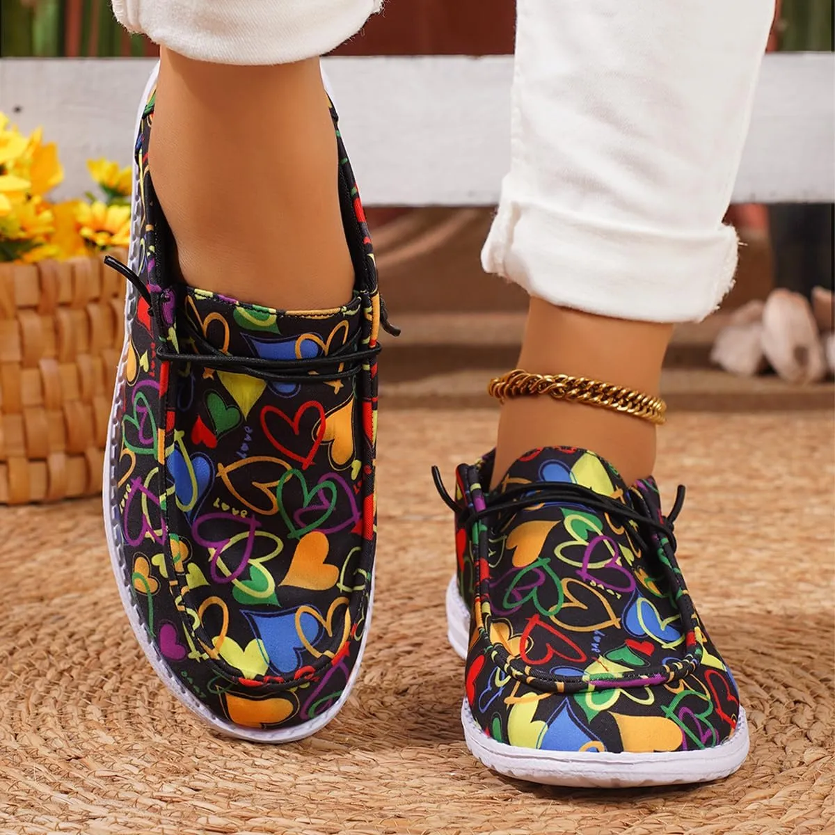 Women's Low Top Outdoor Walking Loafers Printing Slip On Breathable Canvas Loafers Round Toe Boat Shoes Casual Comfortable Lightweight Lace Up Shoes