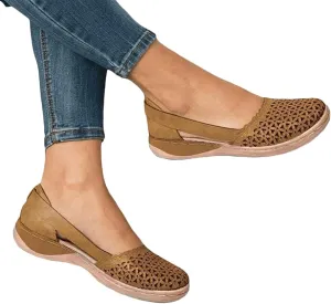 Womens Soft Leather Sandals Comfortable Flat Shoes Non-Slip Hollow Closed Toe Summer Sandals Ladies Slip on Moccasins Loafers Beach Shoes,Brown,US9/EU40