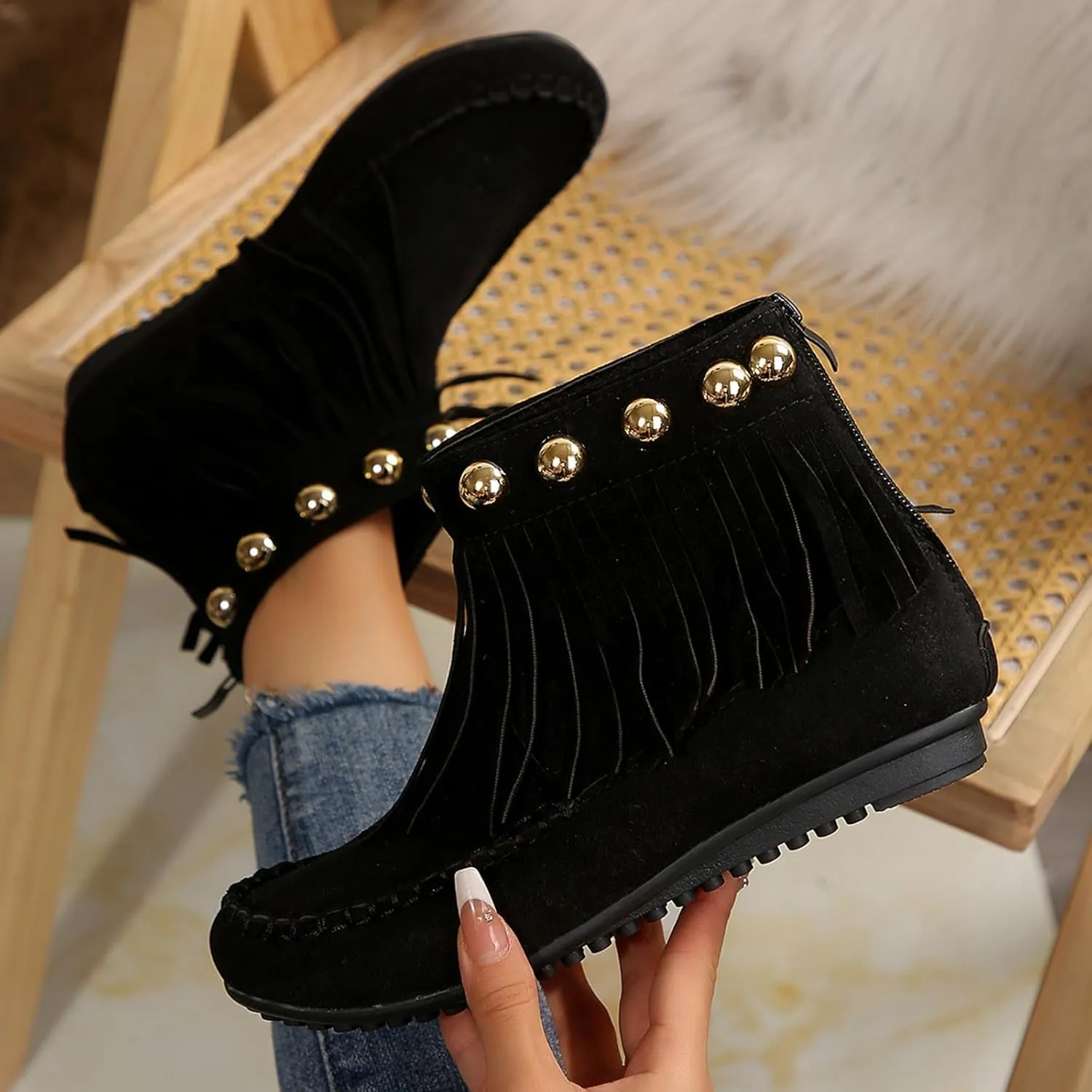Womens Suede Leather Booties Fringe Tassel Moccasln Ankle Boots Retro Round Toe Zipper Closure Flat Heel Black