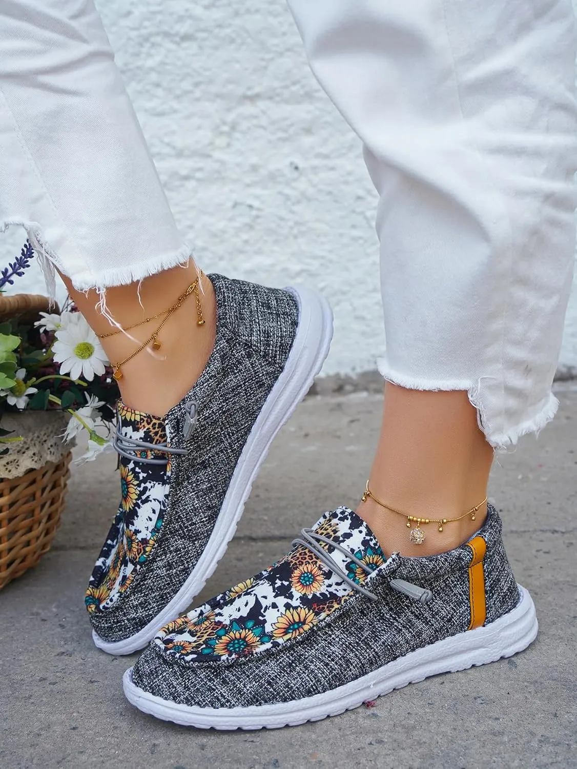 Women's Sunflower Slip-on Gray Canvas Loafers Lace-up Checkered Pattern Floral Pattern Design Sneakers Arch Support Cushion Sole Casual Trendy Comfortable Walking Driving Boat Shoes