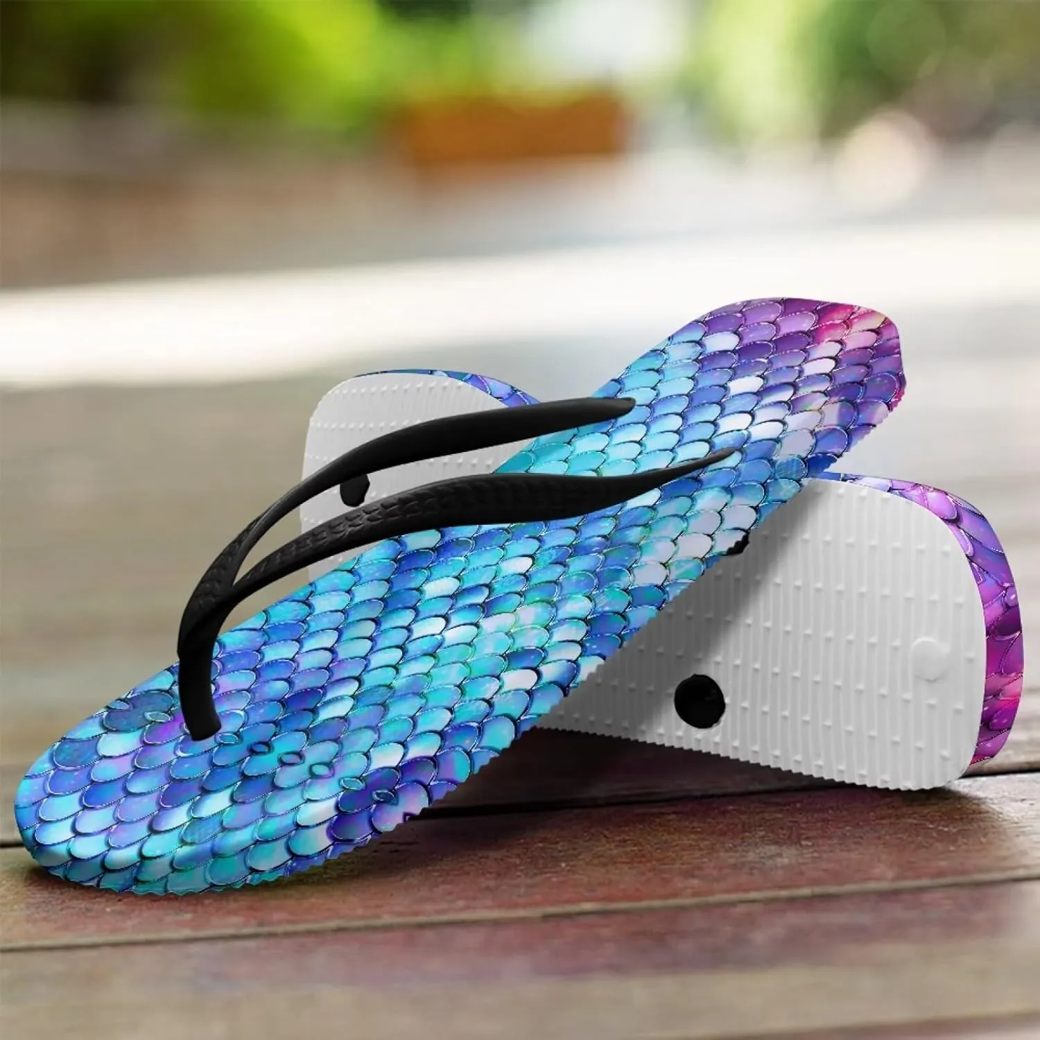 Womens Thong Flip Flop Flat Sandals Non-Slip Wide Width Beach Flip Flops Casual Bathroom Shoes