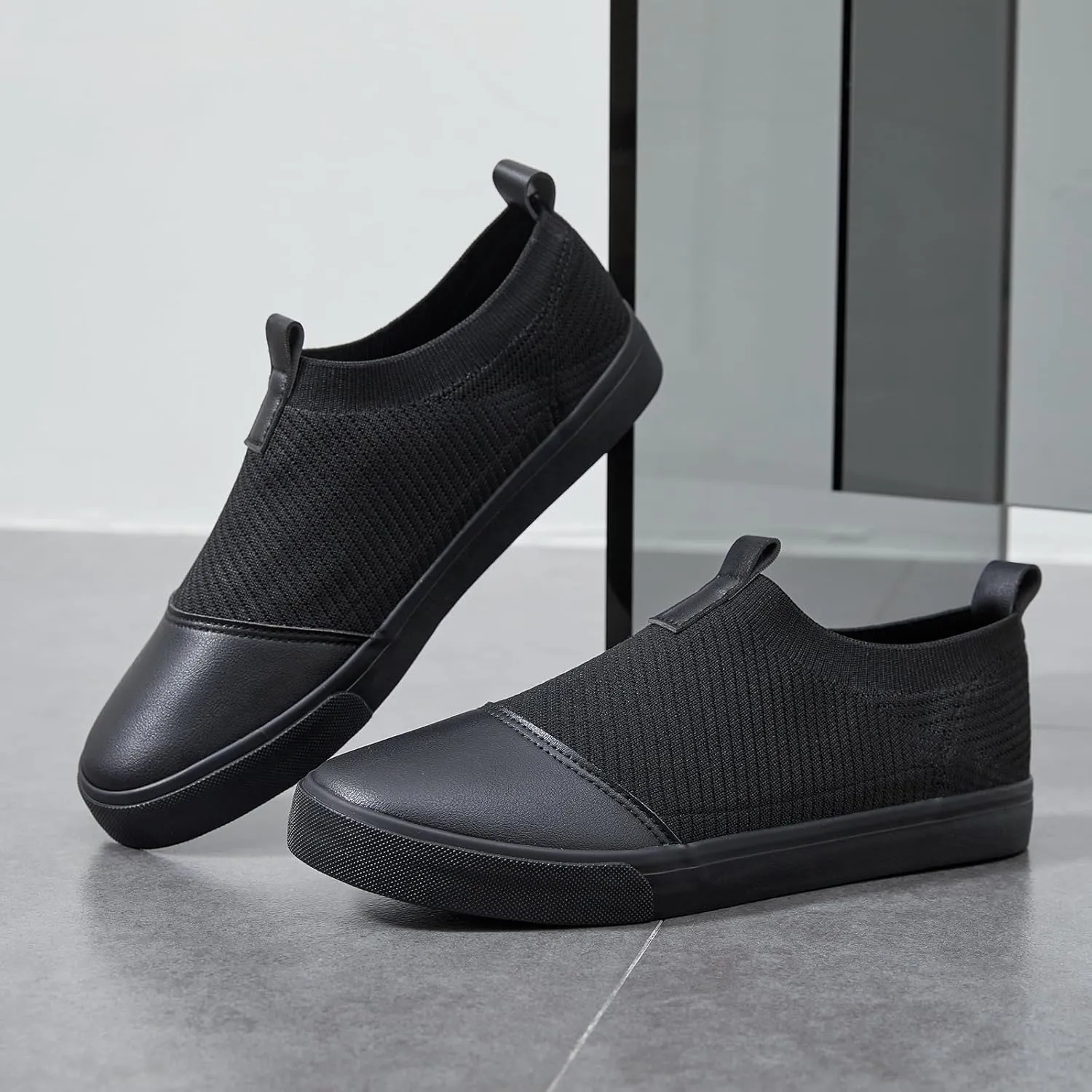 yageyan Mens Loafers Shoes Comfortable Mens Slip on Sneakers White Shoes Black Casual Fashion Shoes